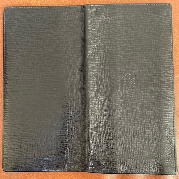 100% Authentic, Vintage, LOEWE, Nappa Leather, Long Bifold Wallet, Preloved 😻🖤 - Picture 5 of 16